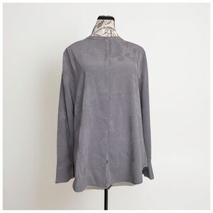 Chico's Gray Floral Jacquard Blouse | Size 8/10) | Button Back Stretch Top